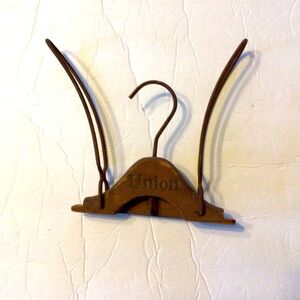Vintage travel clothes hanger by Union
